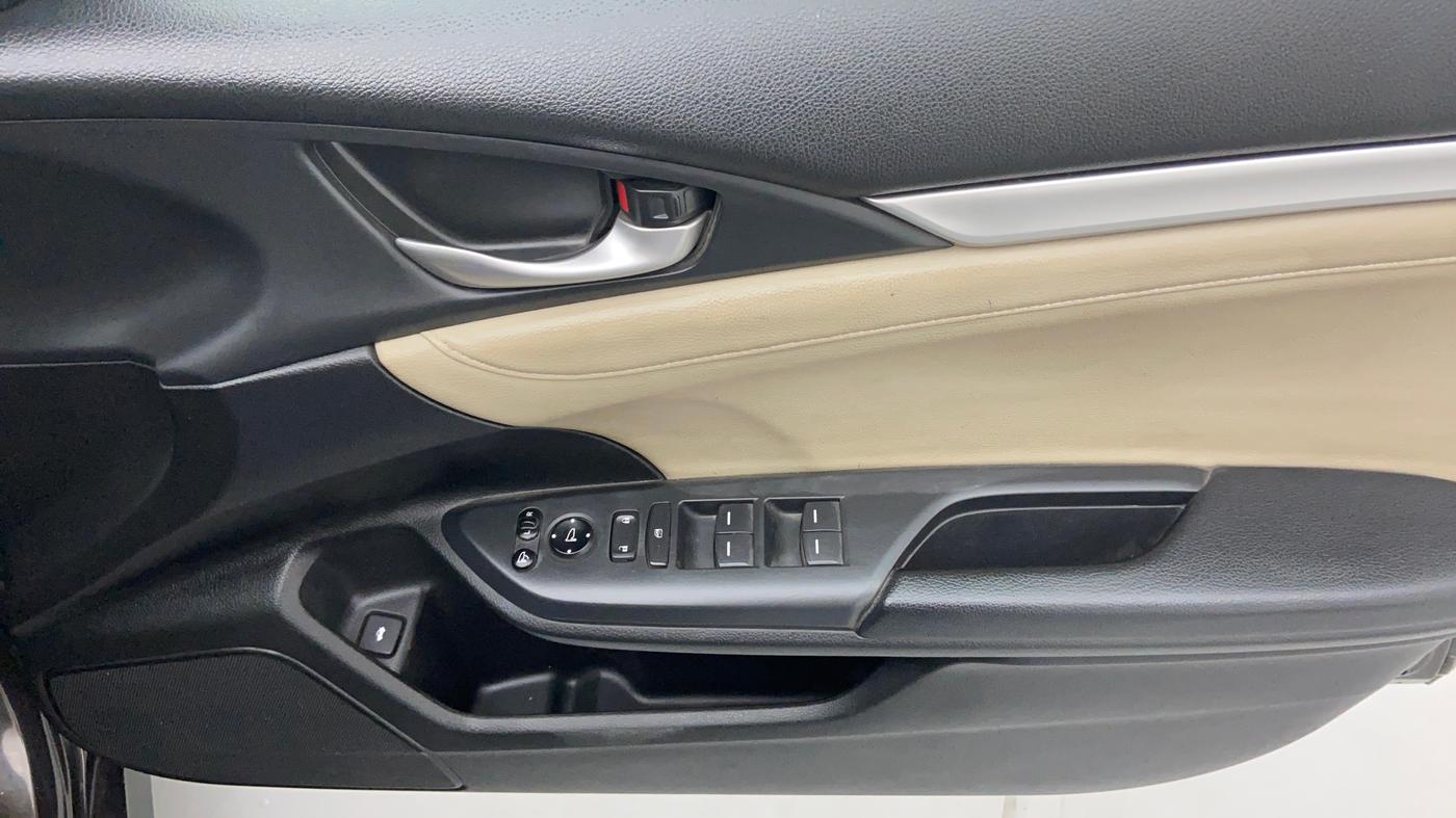 2019 Honda Civic ZX CVT PETROL, Petrol, Automatic, 30,286 km, Driver Side Door Panels Control