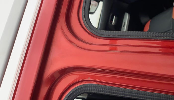 2016 Maruti Wagon R 1.0 VXI, Petrol, Manual, 73,033 km, Right B pillar - Paint is slightly faded