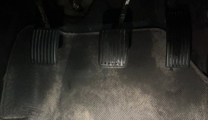 2017 Hyundai Grand i10 SPORTZ 1.2 KAPPA VTVT, Petrol, Manual, 32,518 km, Pedals