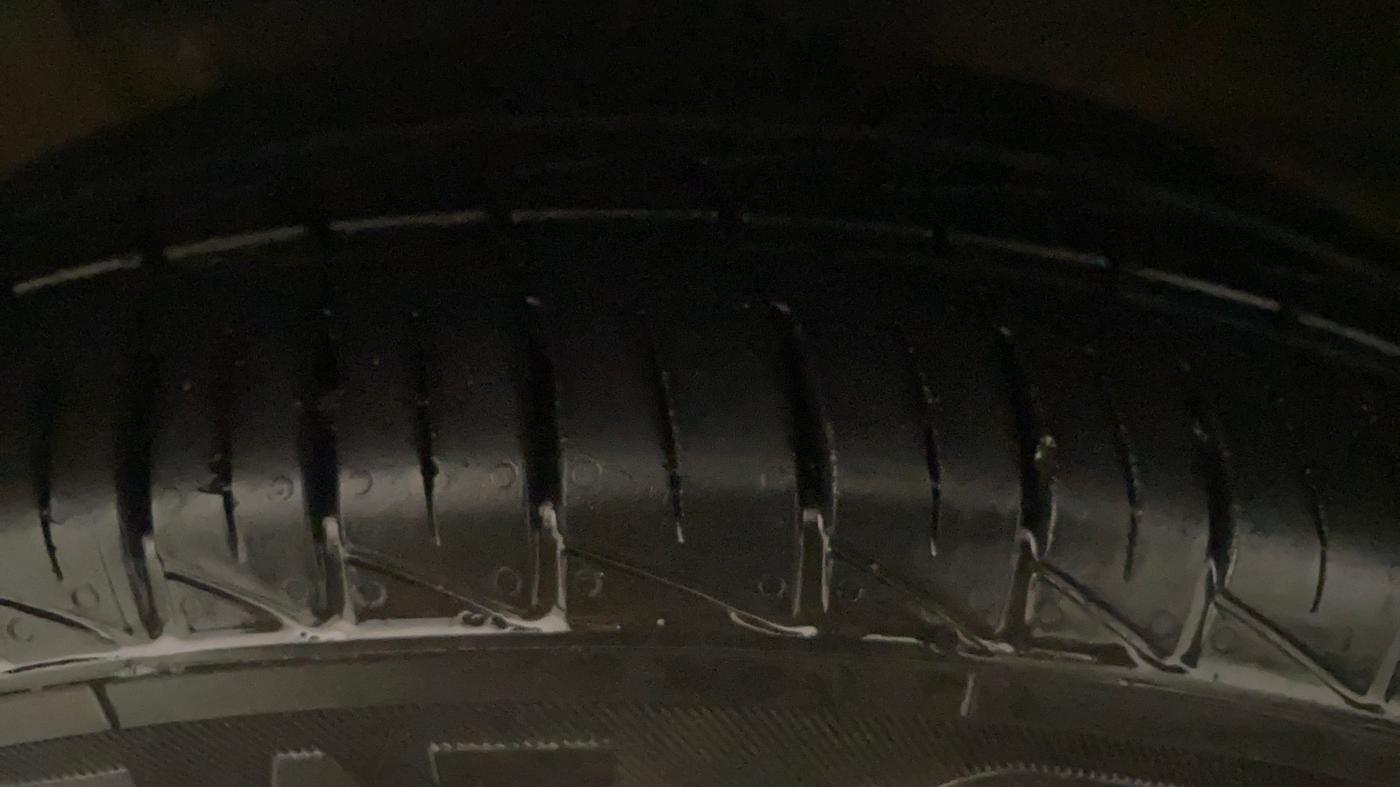 2022 Maruti Alto VXI, Petrol, Manual, 8,228 km, Left Front Tyre Tread