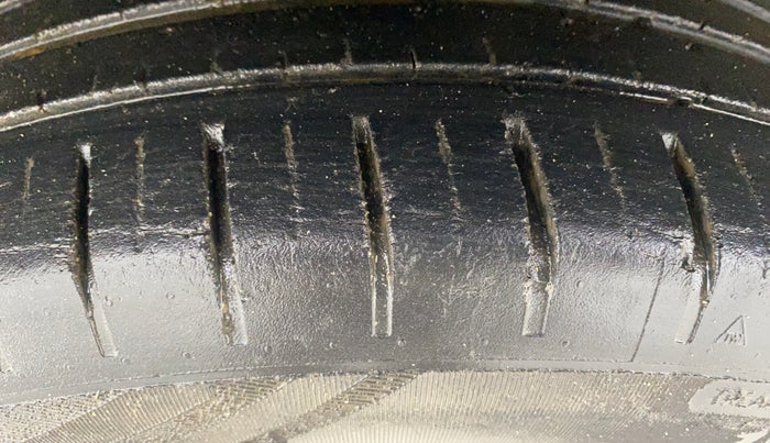 2017 Maruti Baleno RS 1.0 PETROL, Petrol, Manual, 37,109 km, Left Front Tyre Tread