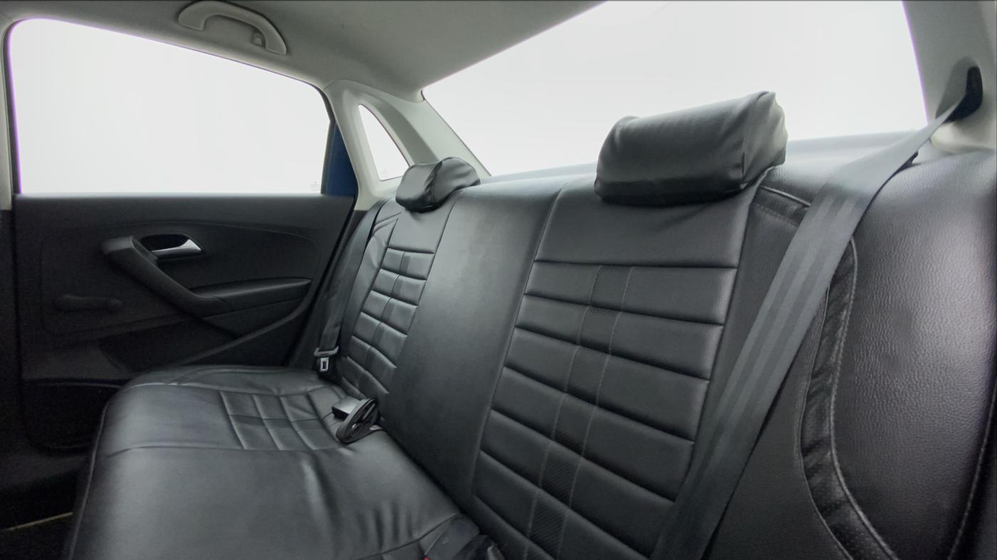2016 Volkswagen Ameo TRENDLINE 1.2, Petrol, Manual, 30,172 km, Right Side Rear Door Cabin