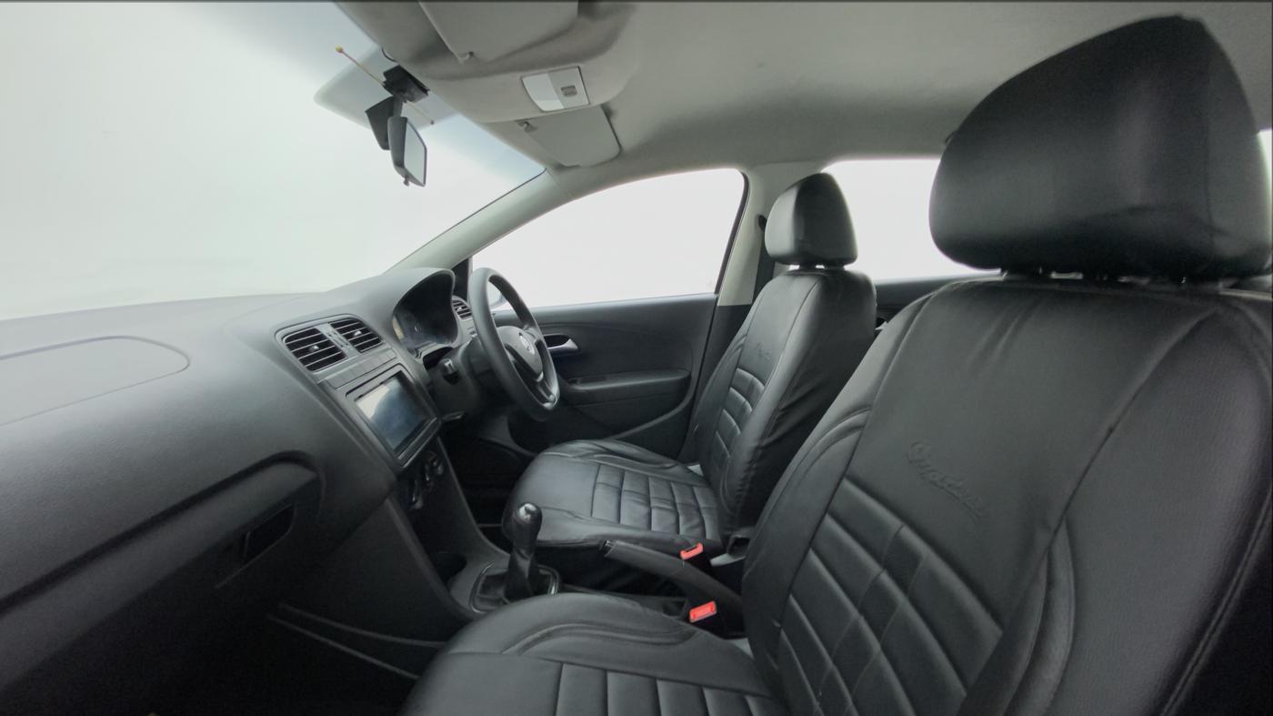 2016 Volkswagen Ameo TRENDLINE 1.2, Petrol, Manual, 30,172 km, Right Side Front Door Cabin