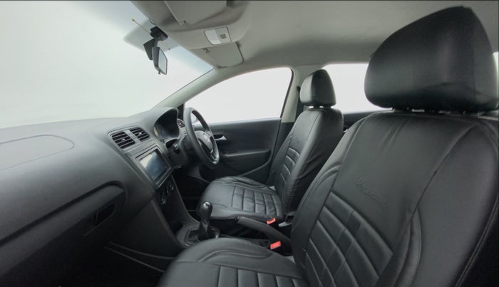 2016 Volkswagen Ameo TRENDLINE 1.2, Petrol, Manual, 30,172 km, Right Side Front Door Cabin