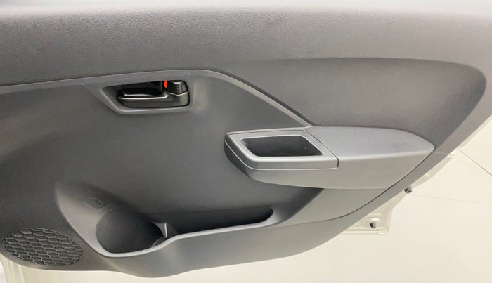 2022 Maruti Alto K10 VXI, Petrol, Manual, 10,850 km, Driver Side Door Panels Control