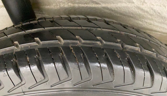 2022 Maruti Alto K10 VXI, Petrol, Manual, 10,850 km, Right Rear Tyre Tread