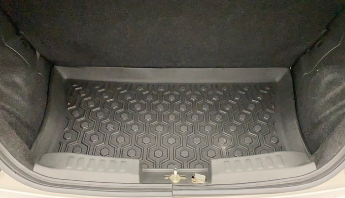 2022 Maruti Alto K10 VXI, Petrol, Manual, 10,850 km, Boot Inside
