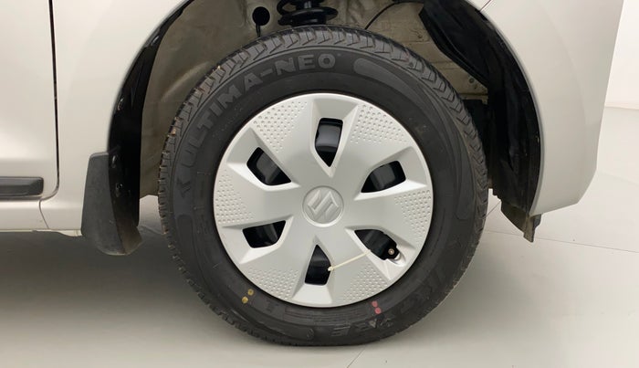 2022 Maruti Alto K10 VXI, Petrol, Manual, 10,850 km, Right Front Wheel