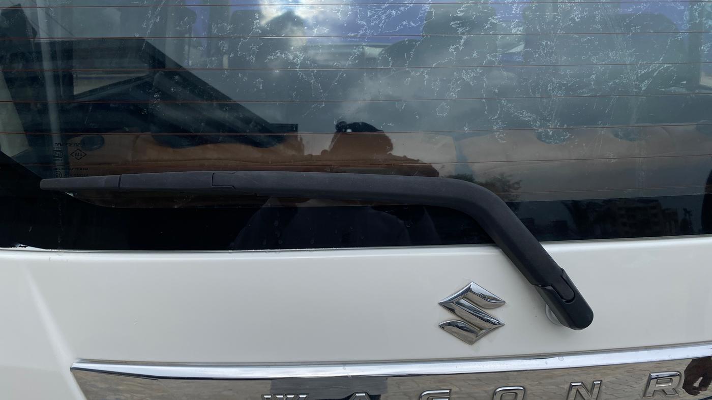 2018 Maruti Wagon R 1.0 VXI AMT, Petrol, Automatic, 61,961 km, Rear Wiper