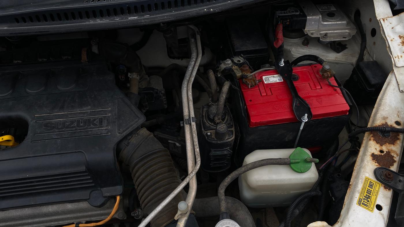 2018 Maruti Wagon R 1.0 VXI AMT, Petrol, Automatic, 61,961 km, Engine View - Left