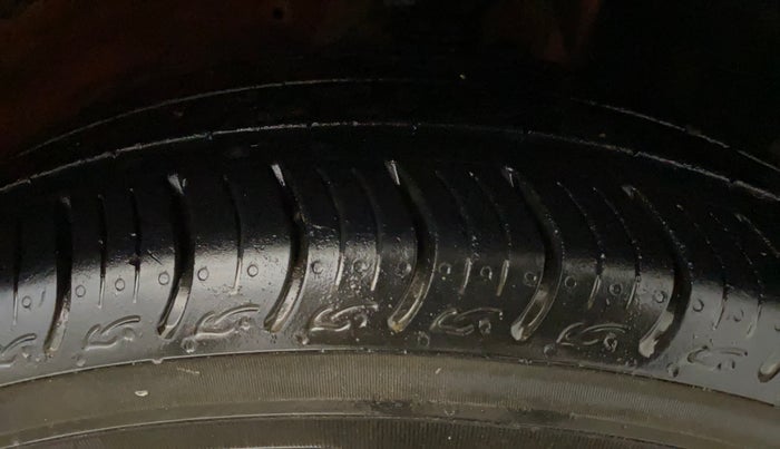 2020 Maruti IGNIS ALPHA 1.2, Petrol, Manual, 35,872 km, Right Front Tyre Tread