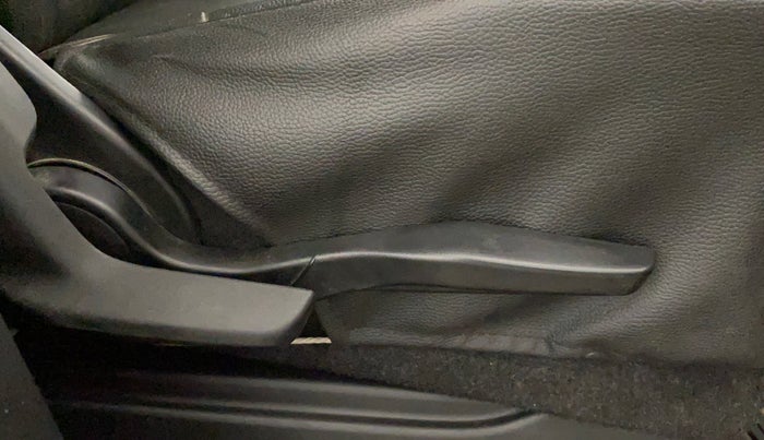 2020 Maruti IGNIS ALPHA 1.2, Petrol, Manual, 35,872 km, Driver Side Adjustment Panel