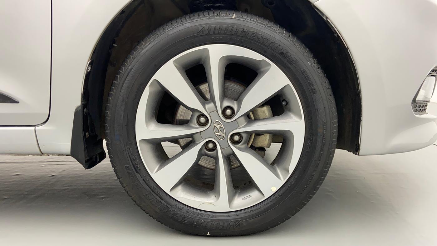 2016 Hyundai Elite i20 ASTA 1.4 CRDI, Diesel, Manual, 43,761 km, Right Front Wheel