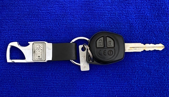 2016 Maruti Baleno DELTA PETROL 1.2, Petrol, Manual, 45,303 km, Key Close Up