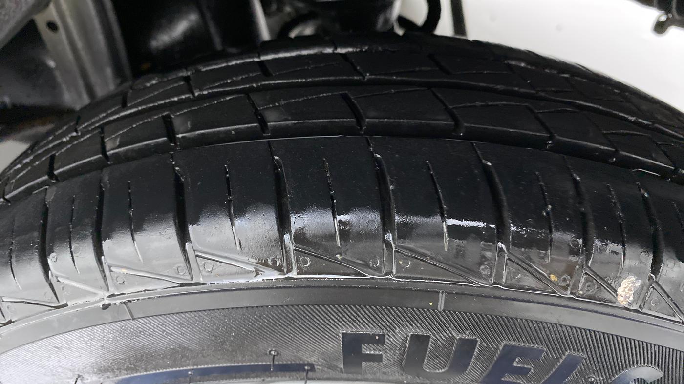 2021 Maruti Alto LXI CNG (O), CNG, Manual, 20,142 km, Left Rear Tyre Tread