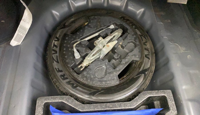 2017 Maruti Ciaz ZETA 1.4  MT PETROL, Petrol, Manual, 58,139 km, Spare Tyre