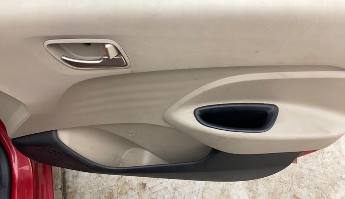 2019 Hyundai NEW SANTRO SPORTZ AMT, Petrol, Automatic, 37,441 km, Driver Side Door Panels Control