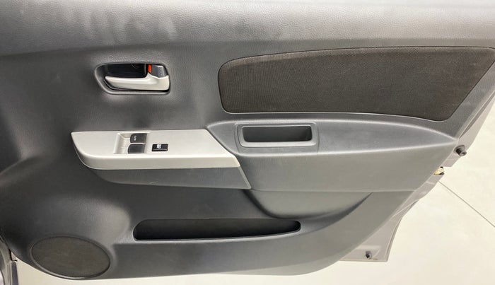 2012 Maruti Wagon R 1.0 LXI CNG, CNG, Manual, 27,390 km, Driver Side Door Panels Control