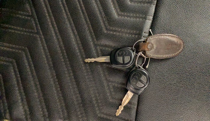 2018 Maruti Vitara Brezza ZDI, Diesel, Manual, 93,376 km, Key Close Up