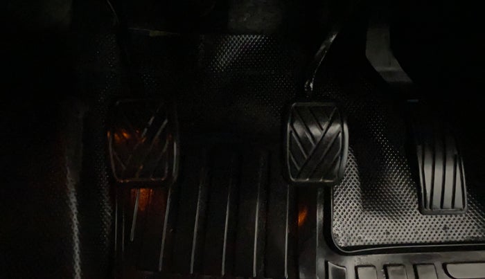 2018 Maruti Vitara Brezza ZDI, Diesel, Manual, 93,376 km, Pedals