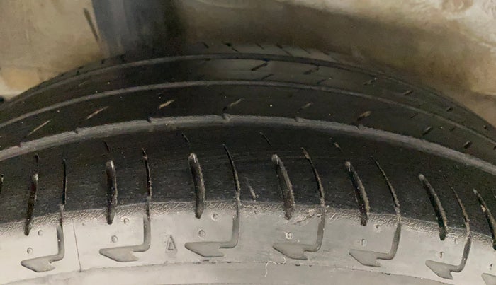 2021 Honda City 1.5L I-VTEC ZX CVT, Petrol, Automatic, 26,237 km, Right Rear Tyre Tread