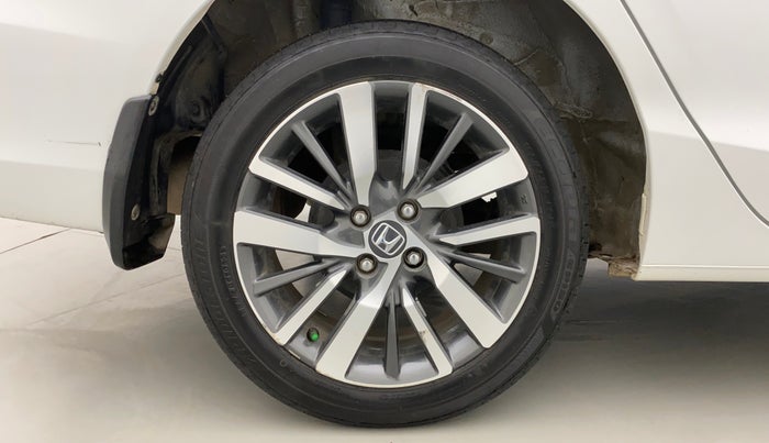 2021 Honda City 1.5L I-VTEC ZX CVT, Petrol, Automatic, 26,237 km, Right Rear Wheel