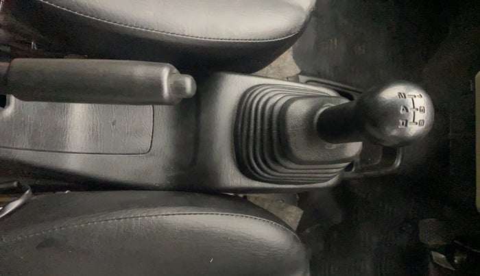 2021 Maruti Eeco 7 STR, Petrol, Manual, 76,991 km, Gear Lever