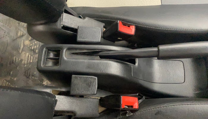 2021 Maruti Eeco 7 STR, Petrol, Manual, 76,991 km, Driver Side Adjustment Panel