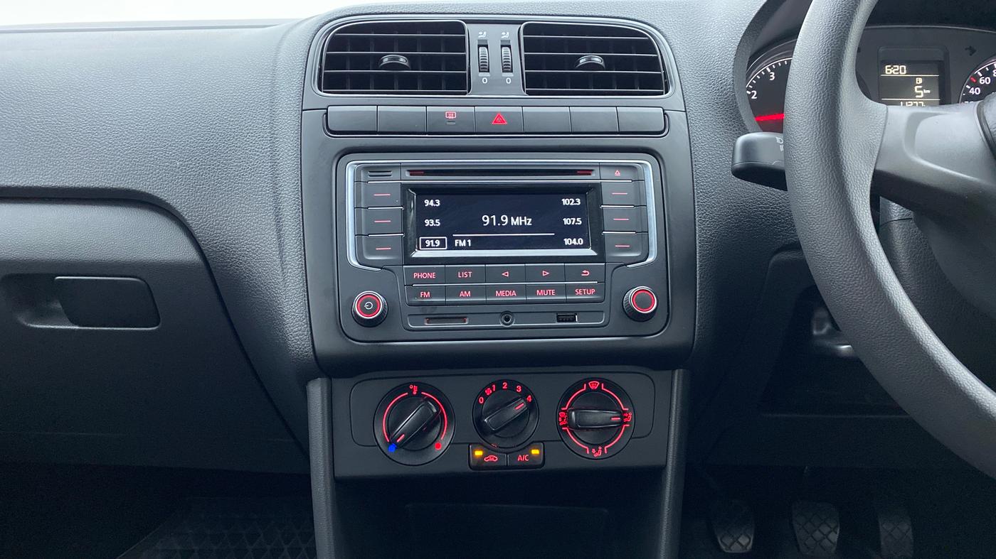 2019 Volkswagen Polo COMFORTLINE 1.0 PETROL, Petrol, Manual, 11,349 km, Air Conditioner