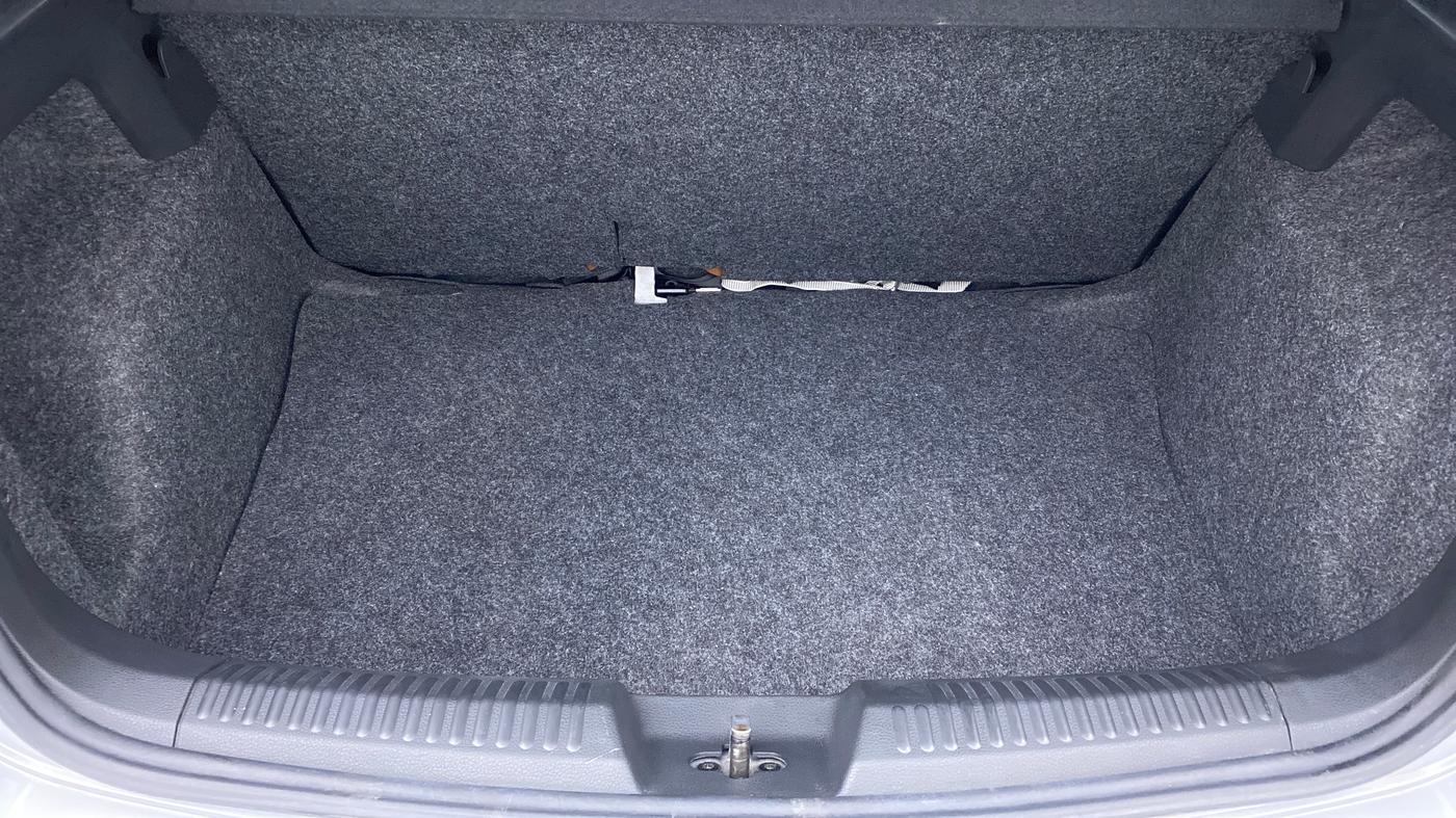 2019 Volkswagen Polo COMFORTLINE 1.0 PETROL, Petrol, Manual, 11,349 km, Boot Inside