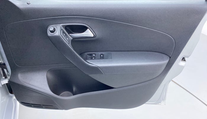 2019 Volkswagen Polo COMFORTLINE 1.0 PETROL, Petrol, Manual, 11,349 km, Driver Side Door Panels Control