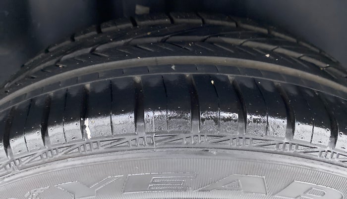 2019 Volkswagen Polo COMFORTLINE 1.0 PETROL, Petrol, Manual, 11,349 km, Right Rear Tyre Tread