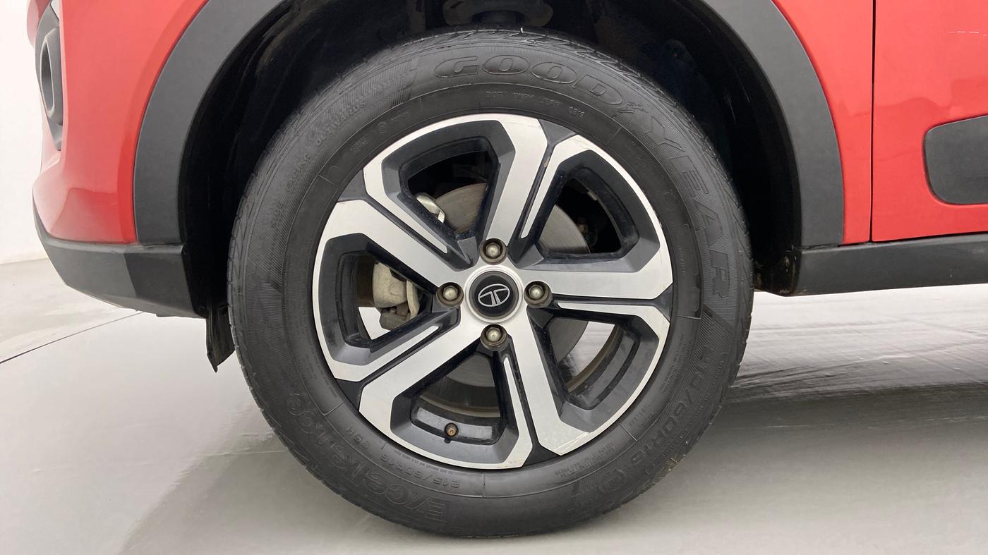 2021 Tata NEXON XZ PLUS PETROL, Petrol, Manual, 33,090 km, Left Front Wheel