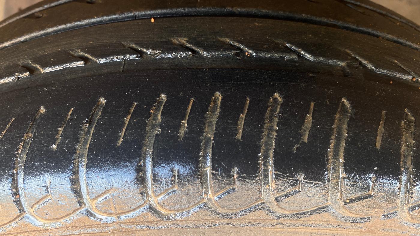 2019 Tata Tiago XZA PETROL, Petrol, Automatic, 26,476 km, Left Front Tyre Tread