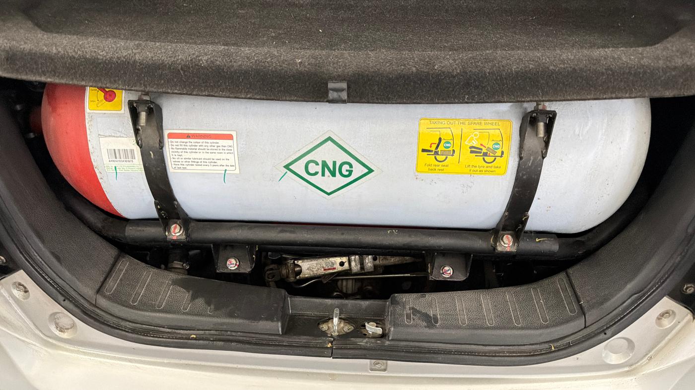 2014 Maruti Wagon R 1.0 LXI CNG, CNG, Manual, 58,922 km, Boot Inside
