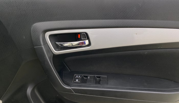2021 Maruti Vitara Brezza ZXI PLUS AT SHVS, Petrol, Automatic, 27,914 km, Driver Side Door Panels Control