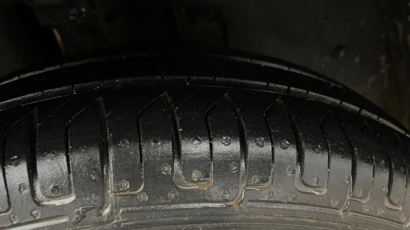 2016 Renault Kwid RXT 1.0, Petrol, Manual, 47,240 km, Right Front Tyre Tread