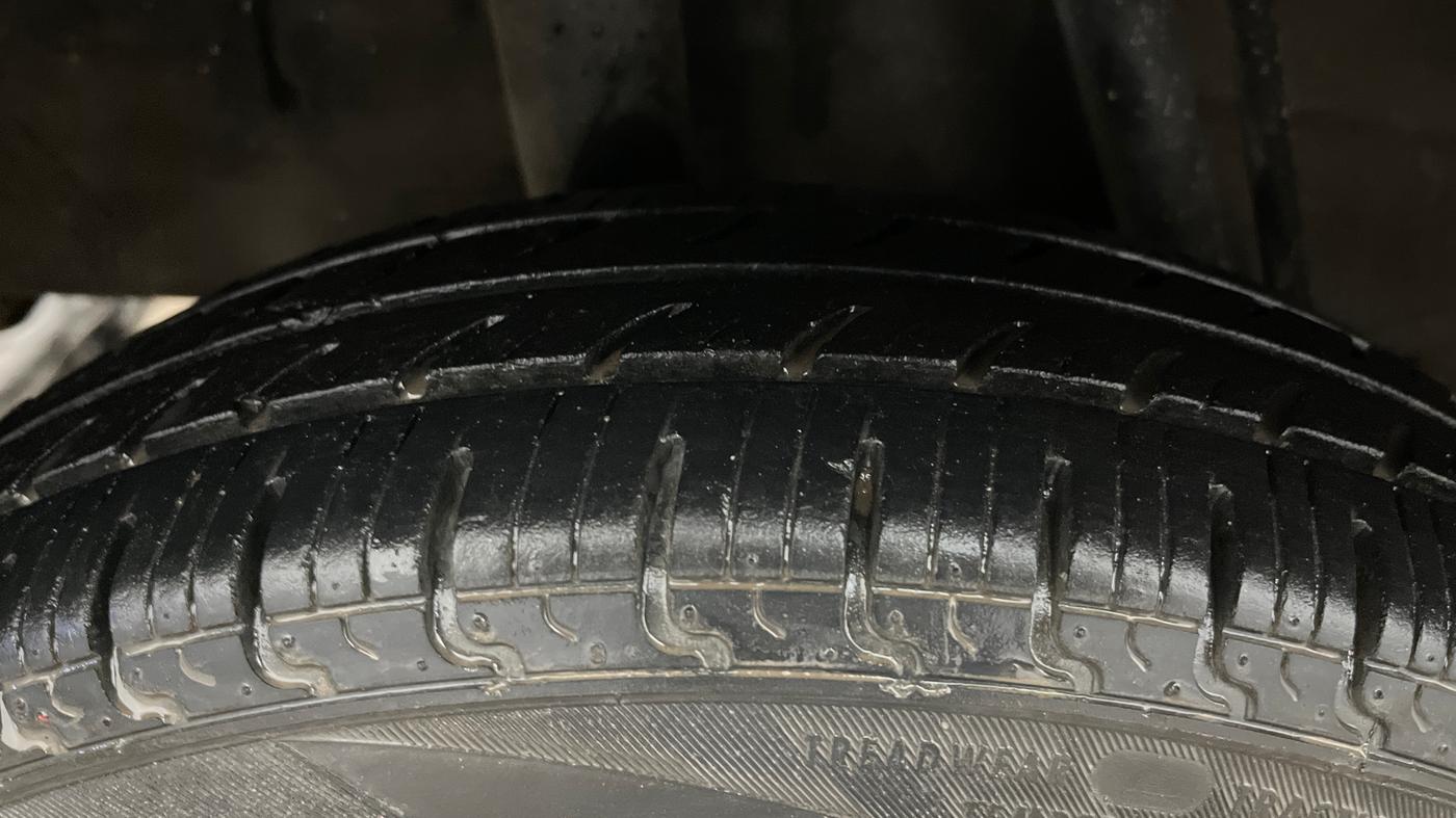 2016 Renault Kwid RXT 1.0, Petrol, Manual, 47,240 km, Right Rear Tyre Tread
