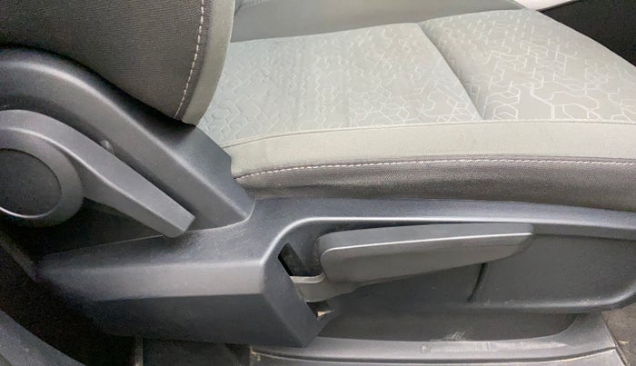 2020 Tata ALTROZ XZ PETROL, Petrol, Manual, 34,901 km, Driver Side Adjustment Panel
