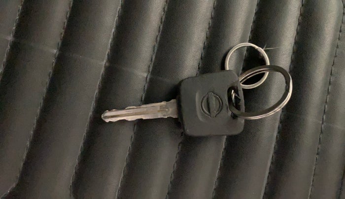 2021 Nissan MAGNITE XE, Petrol, Manual, 53,229 km, Key Close Up