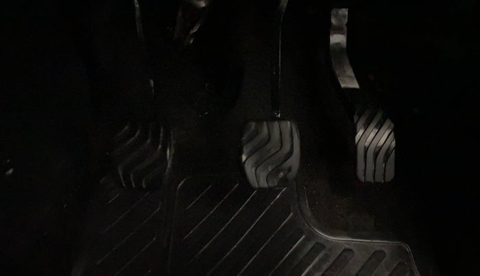 2021 Nissan MAGNITE XE, Petrol, Manual, 53,229 km, Pedals