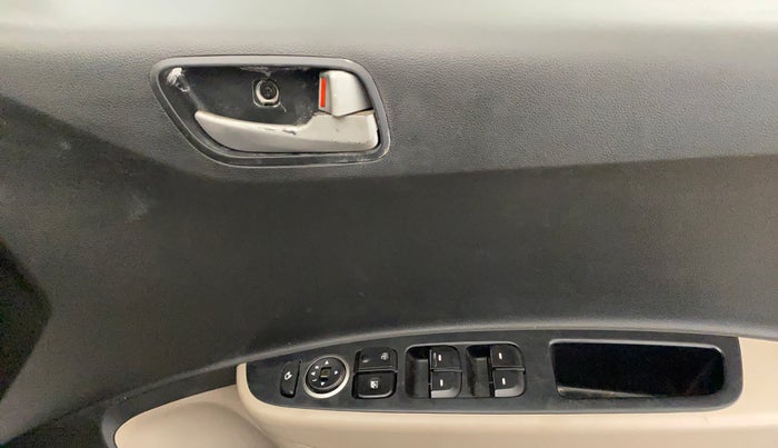 2015 Hyundai Xcent S 1.2, Petrol, Manual, 40,268 km, Driver Side Door Panels Control