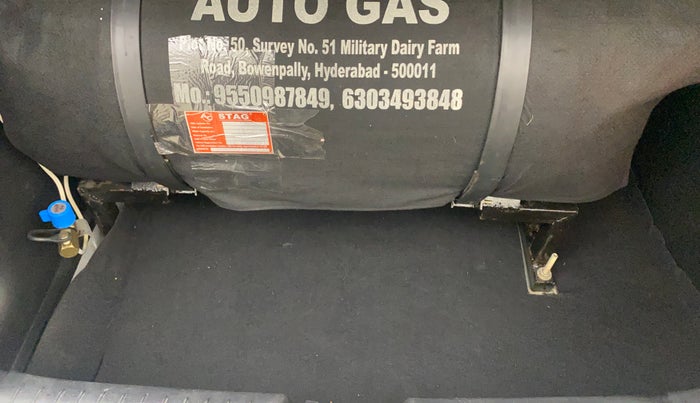 2019 Hyundai VENUE S 1.2, CNG, Manual, 38,118 km, Boot Inside