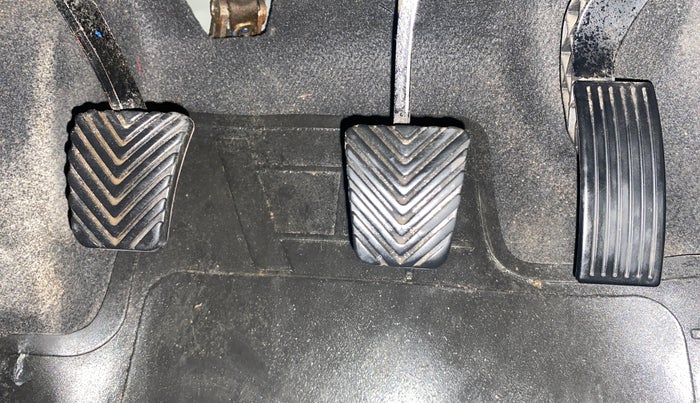 2019 Hyundai VENUE S 1.2, CNG, Manual, 38,118 km, Pedals