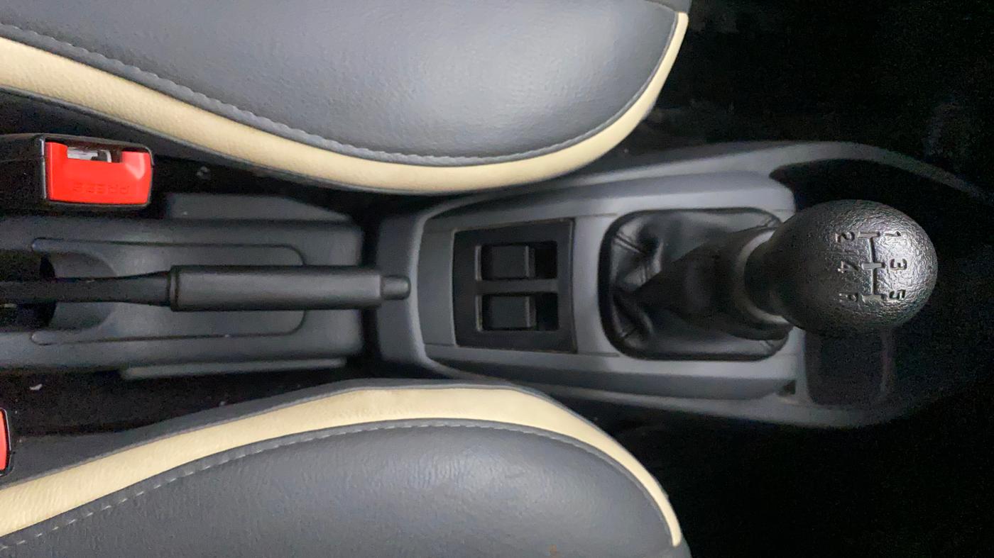 2015 Maruti Alto 800 LXI, Petrol, Manual, 23,116 km, Gear Lever