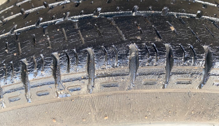 2018 Maruti Alto K10 VXI, Petrol, Manual, 61,893 km, Right Rear Tyre Tread