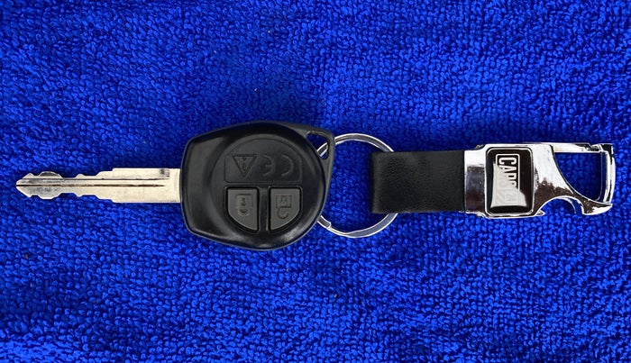 2020 Maruti Swift VXI D, Petrol, Manual, 17,554 km, Key Close Up