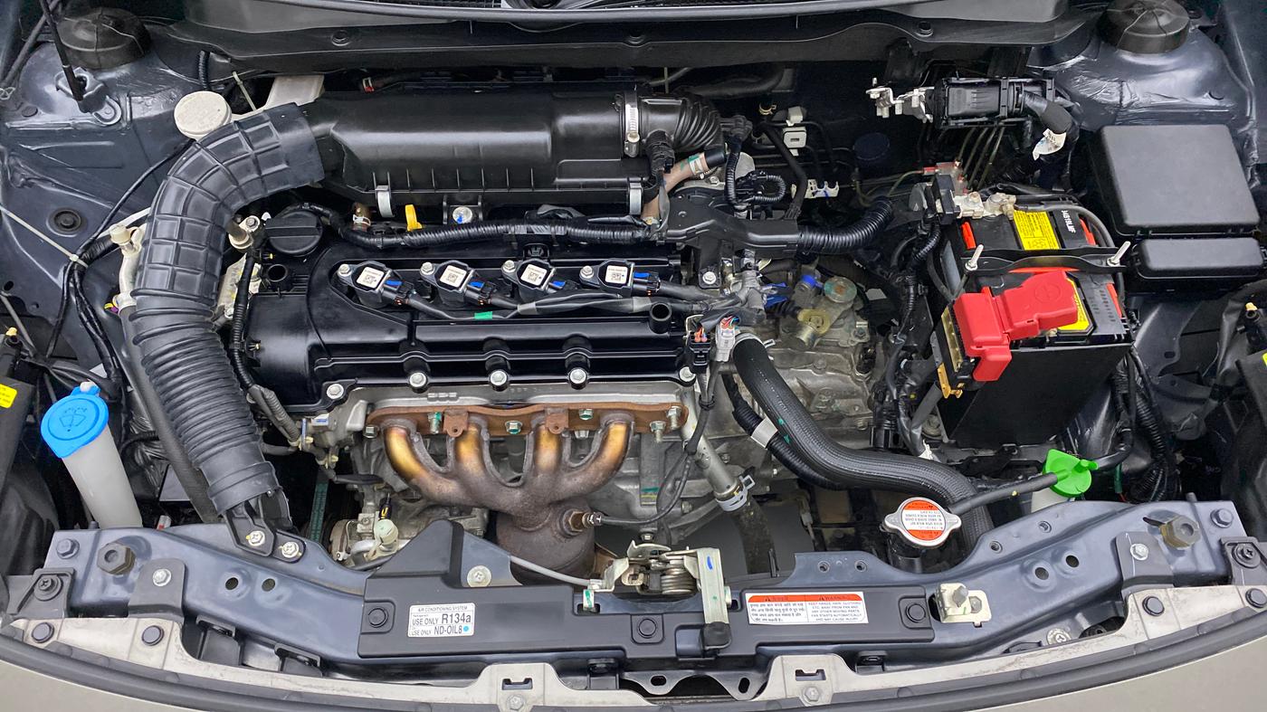 2020 Maruti Swift VXI D, Petrol, Manual, 17,554 km, Open Bonet