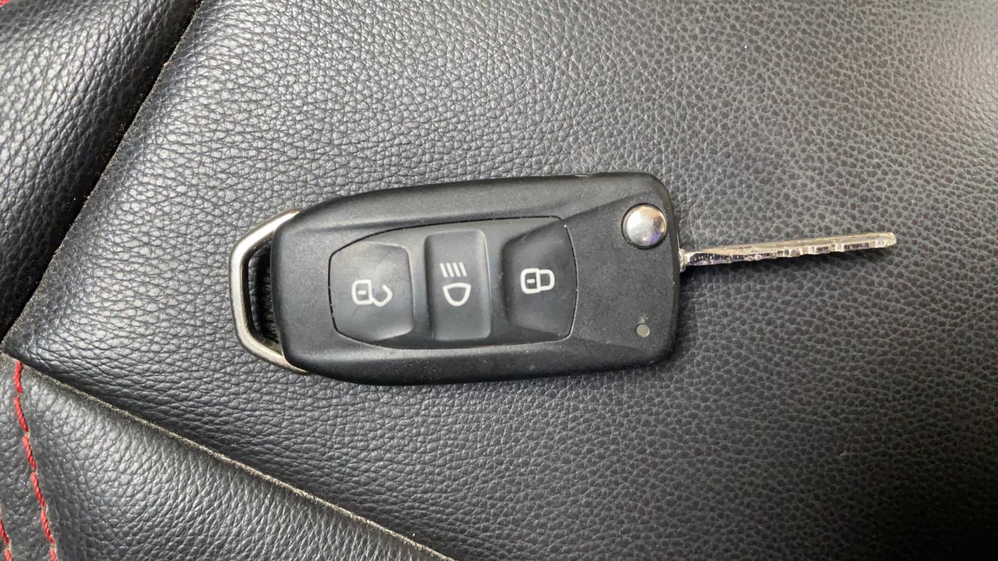 2018 Tata Tiago XT PETROL, Petrol, Manual, 38,109 km, Key Close Up