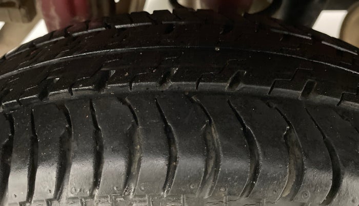 2015 Maruti Alto K10 VXI P, Petrol, Manual, 22,770 km, Right Rear Tyre Tread